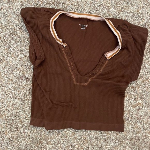 166. Urban Outfitters Baby Doll Tee, Size M/L, EUC - Picture 1 of 3